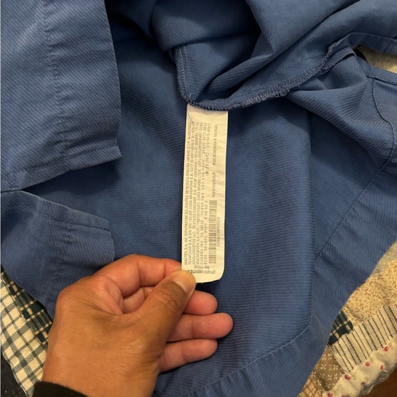 Blouse - Picture 2 of 5